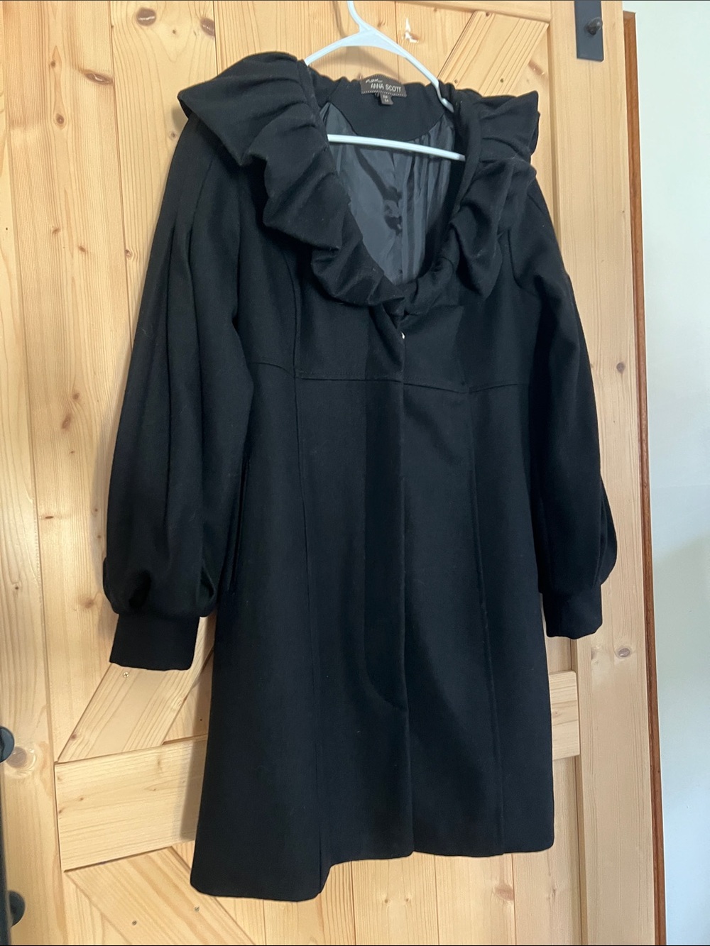 Anna Scott Black Ruffle-Collar Coat